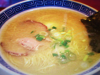 長浜豚骨まるえいラーメン 料理