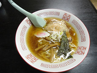 中華大学なるい 料理