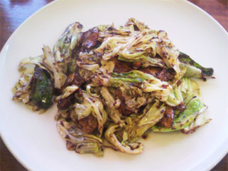 中華大学なるい 旭店 料理