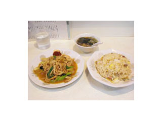 東陽らーめん 料理